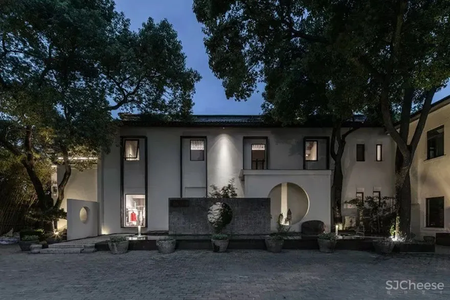 640.webp (1).jpg 荷木HEMU服装上海总部办公与展示空间设计 | 亿端国际设计