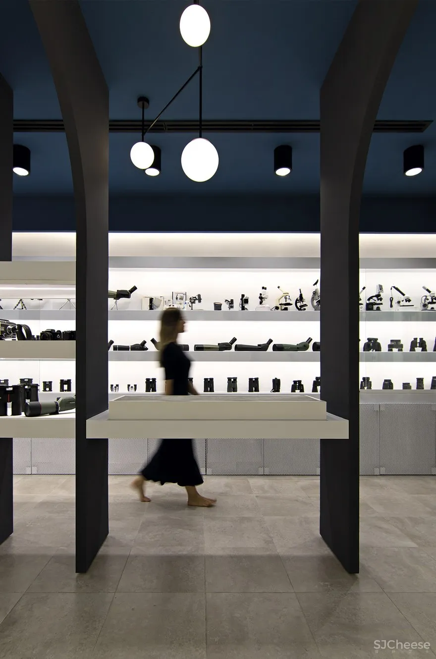 González Fotografía y Astronomía / Nihil Estudio