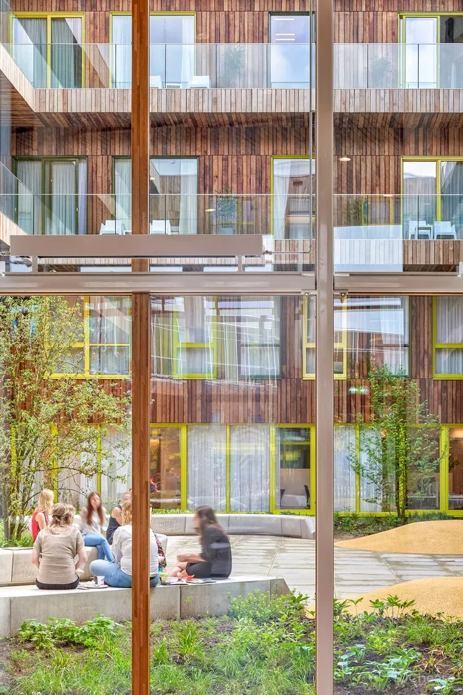 玛西玛公主小儿肿瘤中心 / LIAGarchitects