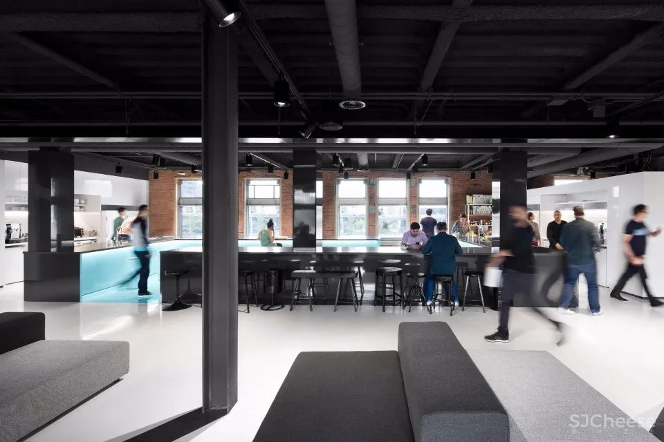 借助过去定义将来,蒙特利尔Lightspeed总部大楼 | ACDF Architecture