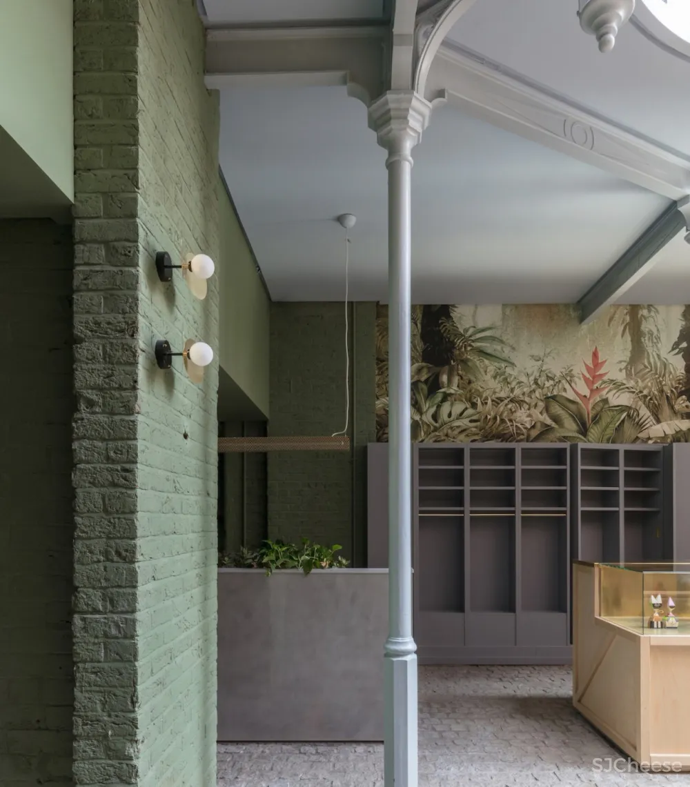 注入经典现代魅力的 Whitworth Locke 酒店 /Grzywinski+Pons 首