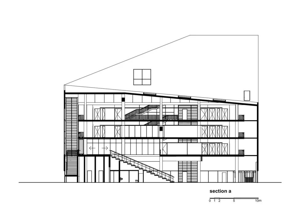 索尔·普拉特杰大学学生资源中心 / Designworkshop