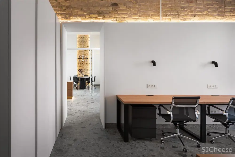 立陶宛维尔纽斯世界遗产改造白色办公室