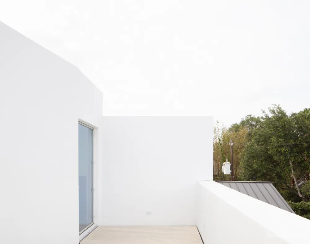 Transart艺术基金会,缝隙进入艺术光 / Schaum/Shieh