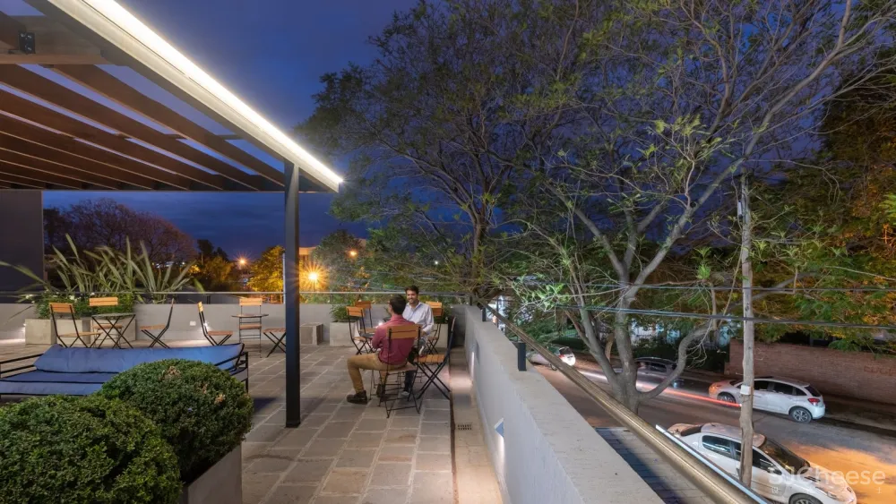 FERRO assoc:Lucciano’s冰淇淋旗舰店