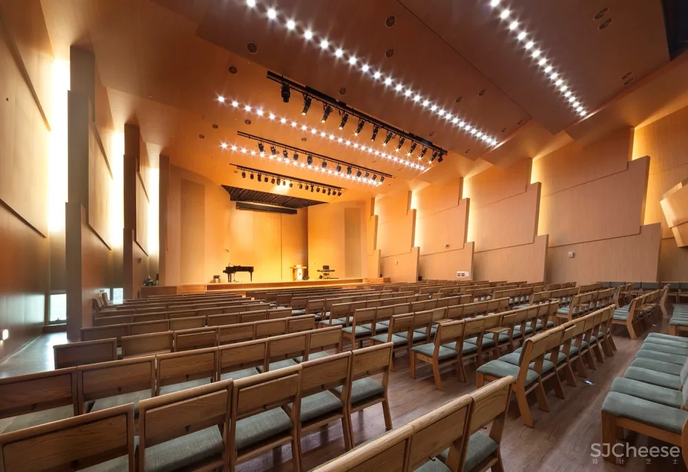 欢乐教堂 / The Beck Group