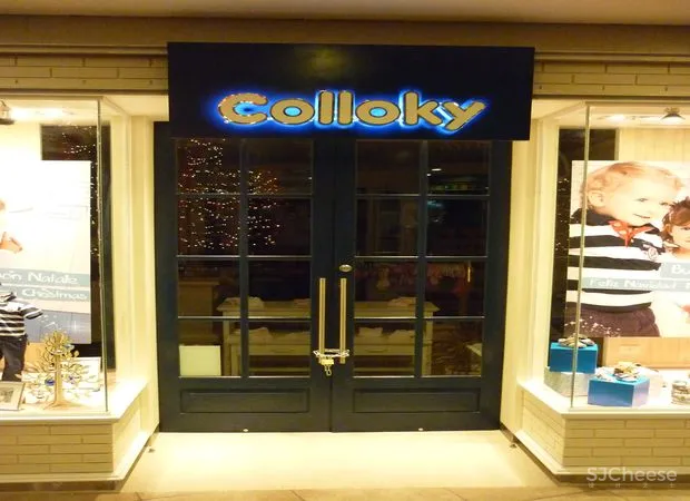 tienda colloky centro comercial larcomar miraflores lima
