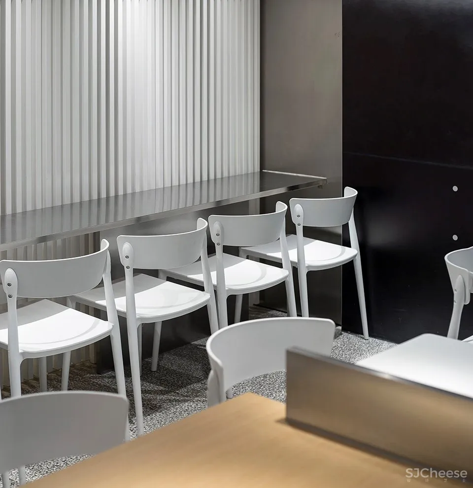 瞧楚,上海 / 众舍空间设计 首