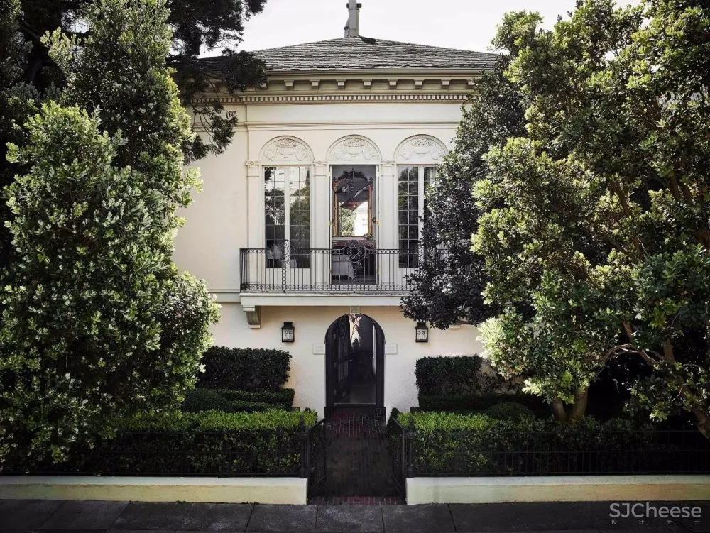 Nicole Hollis | 唤醒大自然的灵魂