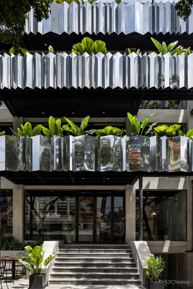 Sanuki Daisuke architects：越南年轻创业者的办公空间