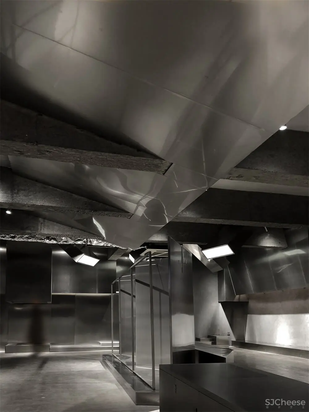 杭州易写男装后现代解构主义空间设计