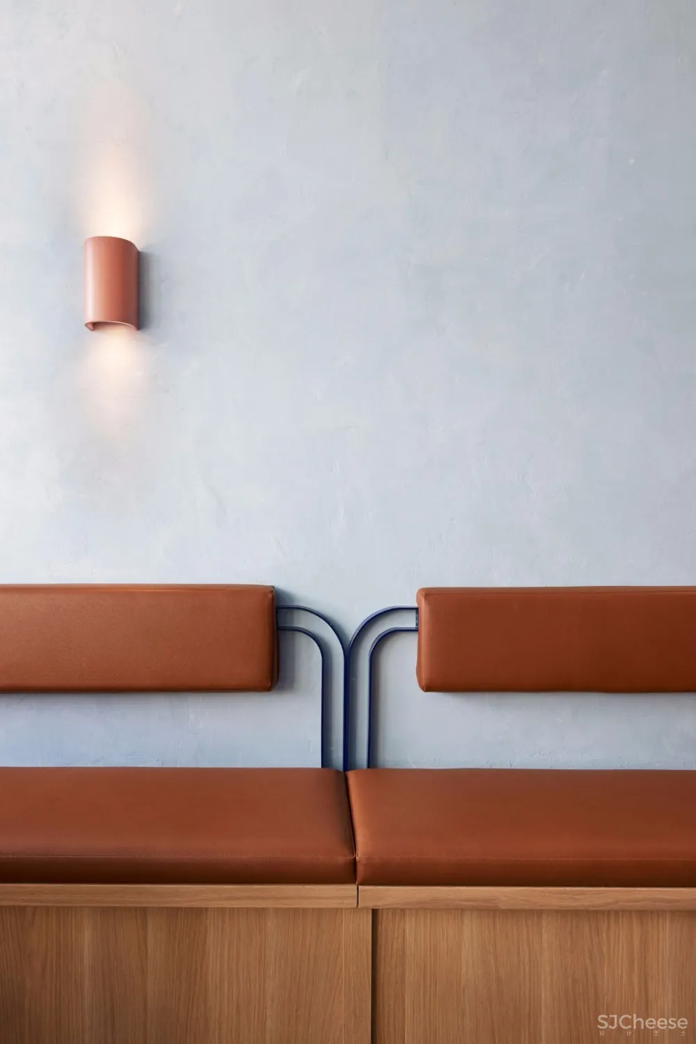 墨尔本潘通珊瑚红餐厅 | STUDIO ESTETA