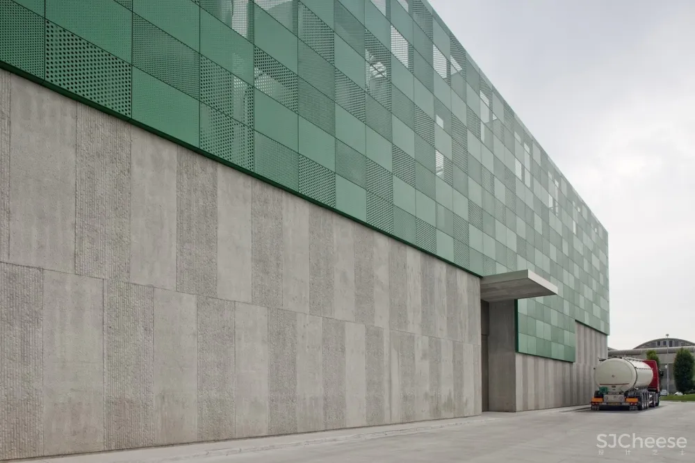 Ceviv酒厂扩建项目，意大利 / REISARCHITETTURA