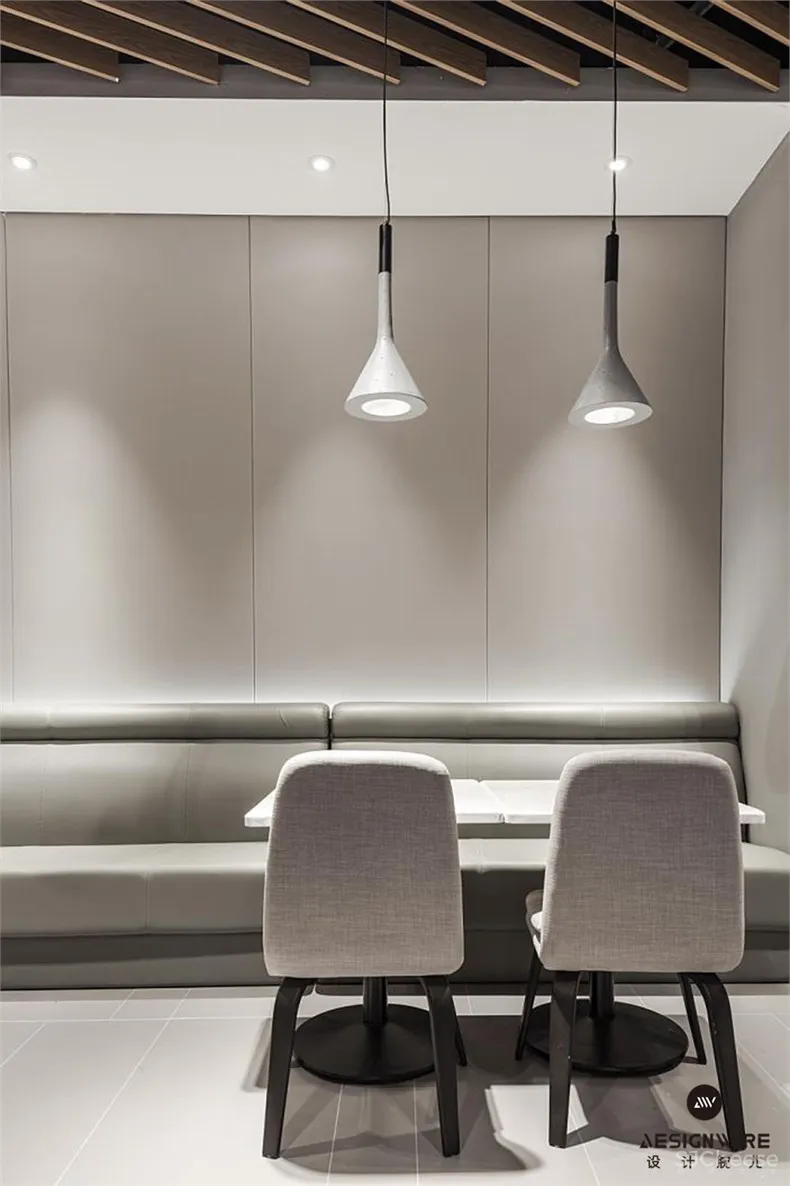 直上:长沙三能集成房屋股份有限公司办公楼设计