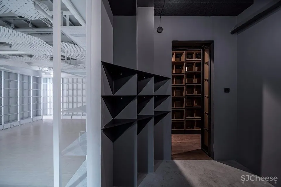 阿科米星建筑设计事务所:上海悦阅书店 首