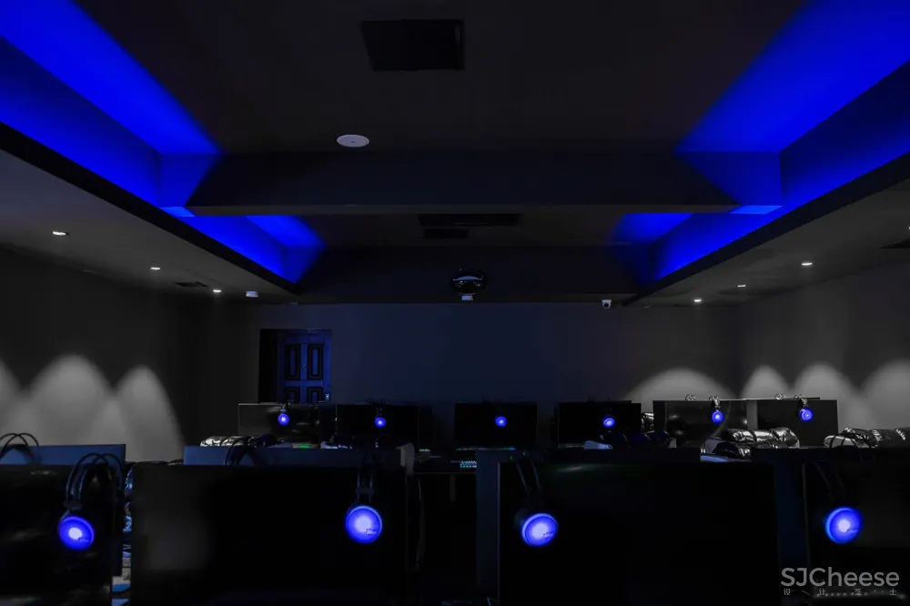 线状建筑设计研究室:南京 光之电竞馆 首