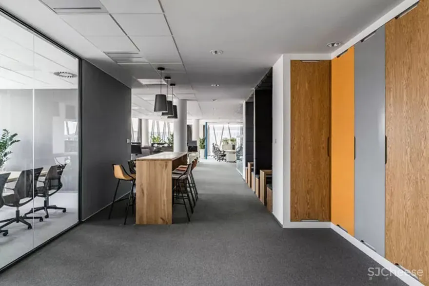 640.webp (4).jpg 波兰TBSC数字营销集团弗罗茨瓦夫办公设计 | CH+