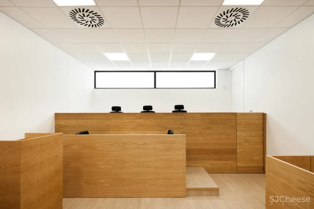 Varda Studio | 抽象的镂空形式建筑