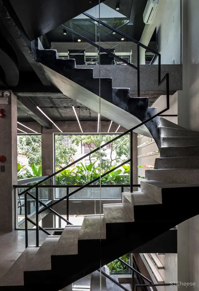 Sanuki Daisuke architects：越南年轻创业者的办公空间