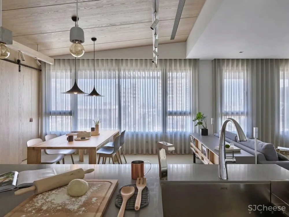 简单木色调丨刚刚好的温馨暖宅