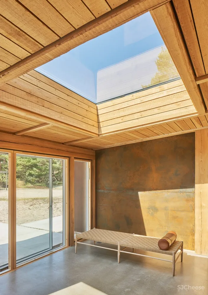 The Dune Cabin | 海洋森林中的度假屋