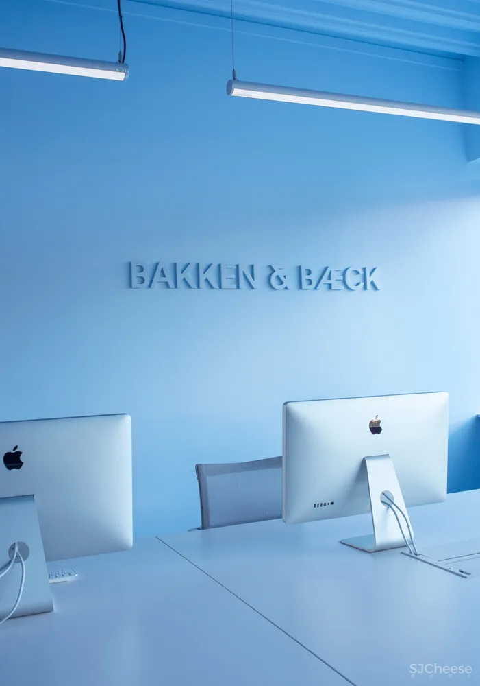 挪威Bakken＆Bæck未来主义办公室改造设计