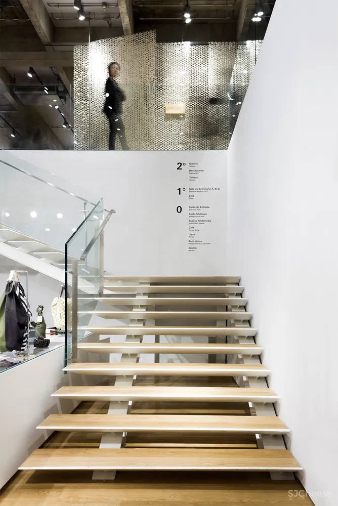 隈研吾+FGMF 新作“圣保罗日本屋”,将巴西和日本的传统材料融合