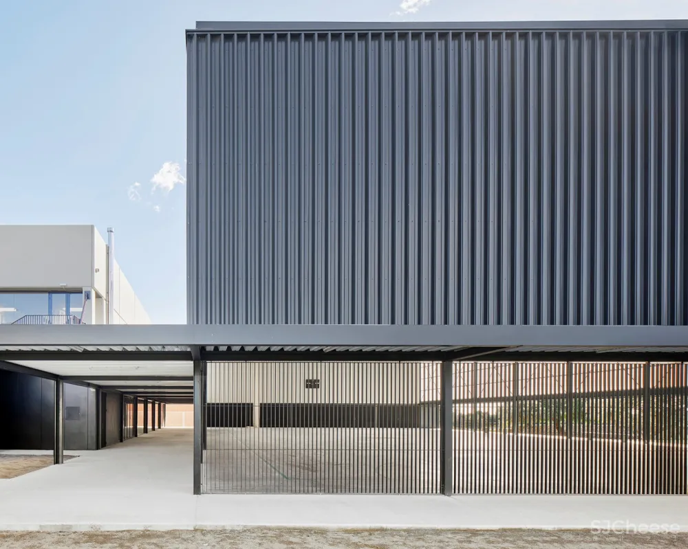 Vila-Seca市立体育馆翻新及扩建,西班牙 / NAM Arquitectura