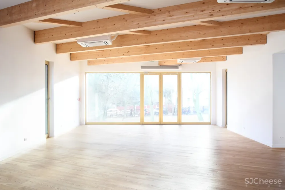 PB STUDIO | 波兰历史建筑扩建成温馨酒店