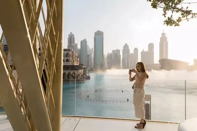 苹果最新米兰旗舰店：最美梦幻苹果店