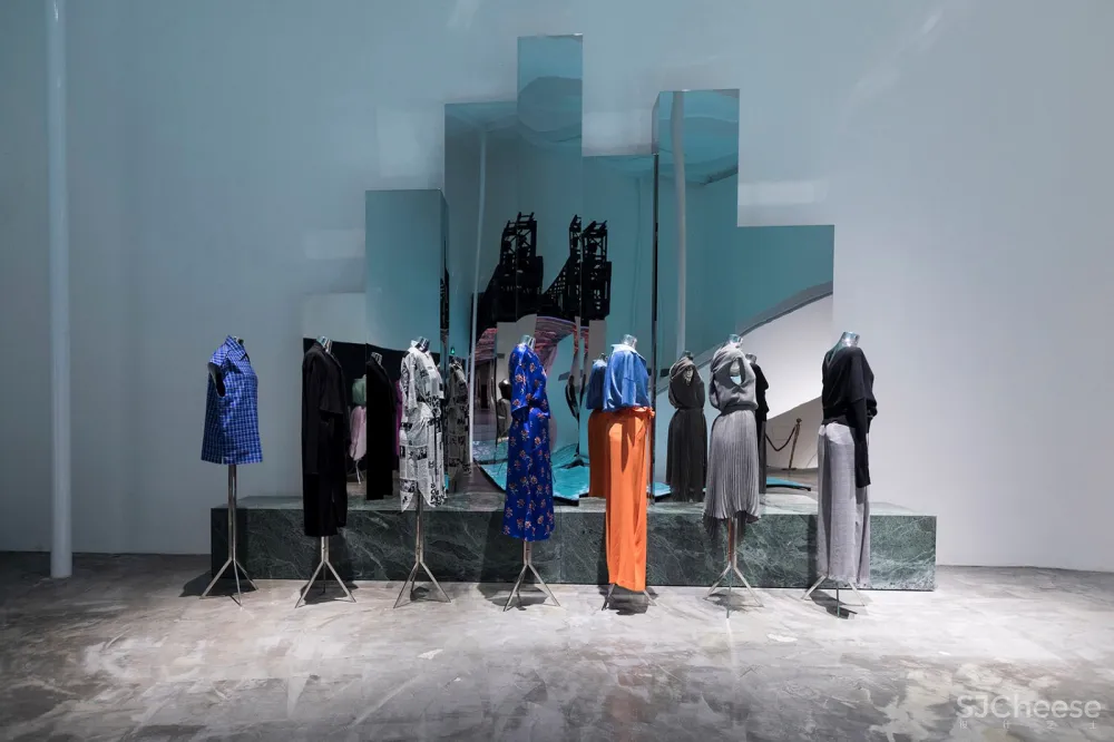 折衷主义 – VVNK JANE PLUS展览,上海 / 退化建筑 首