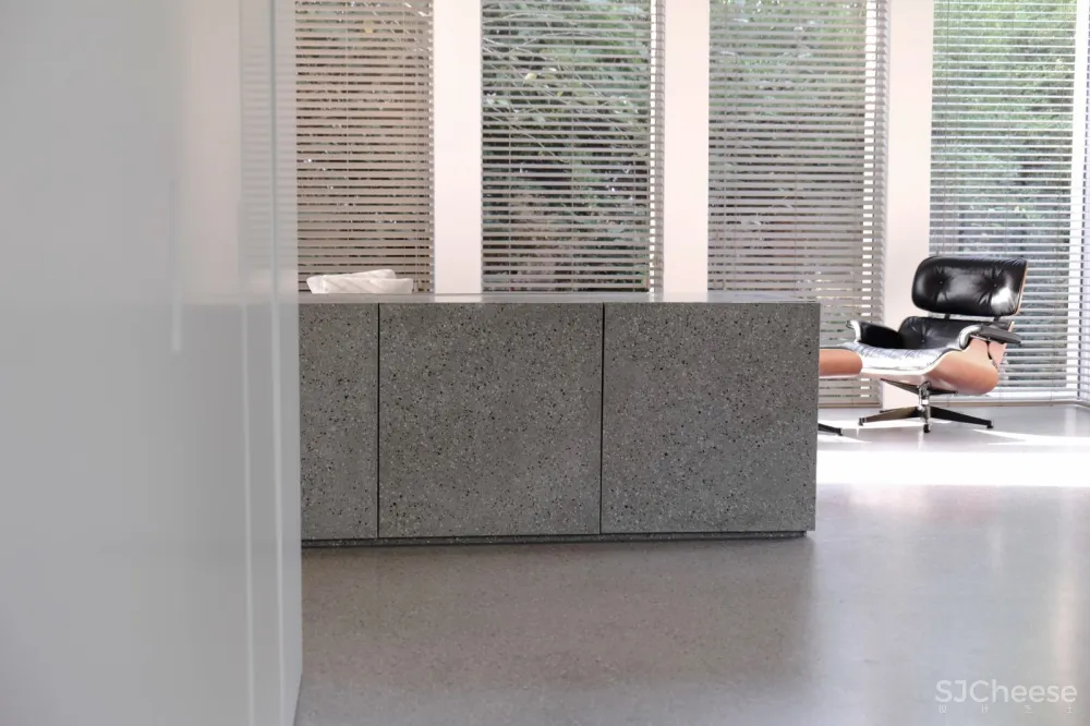 JS 住宅 | 石头与浅木的自然色调