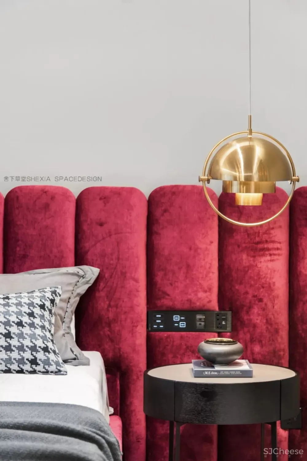 1120㎡轻奢别墅,一半冷艳一半迷红 | 舍下空间