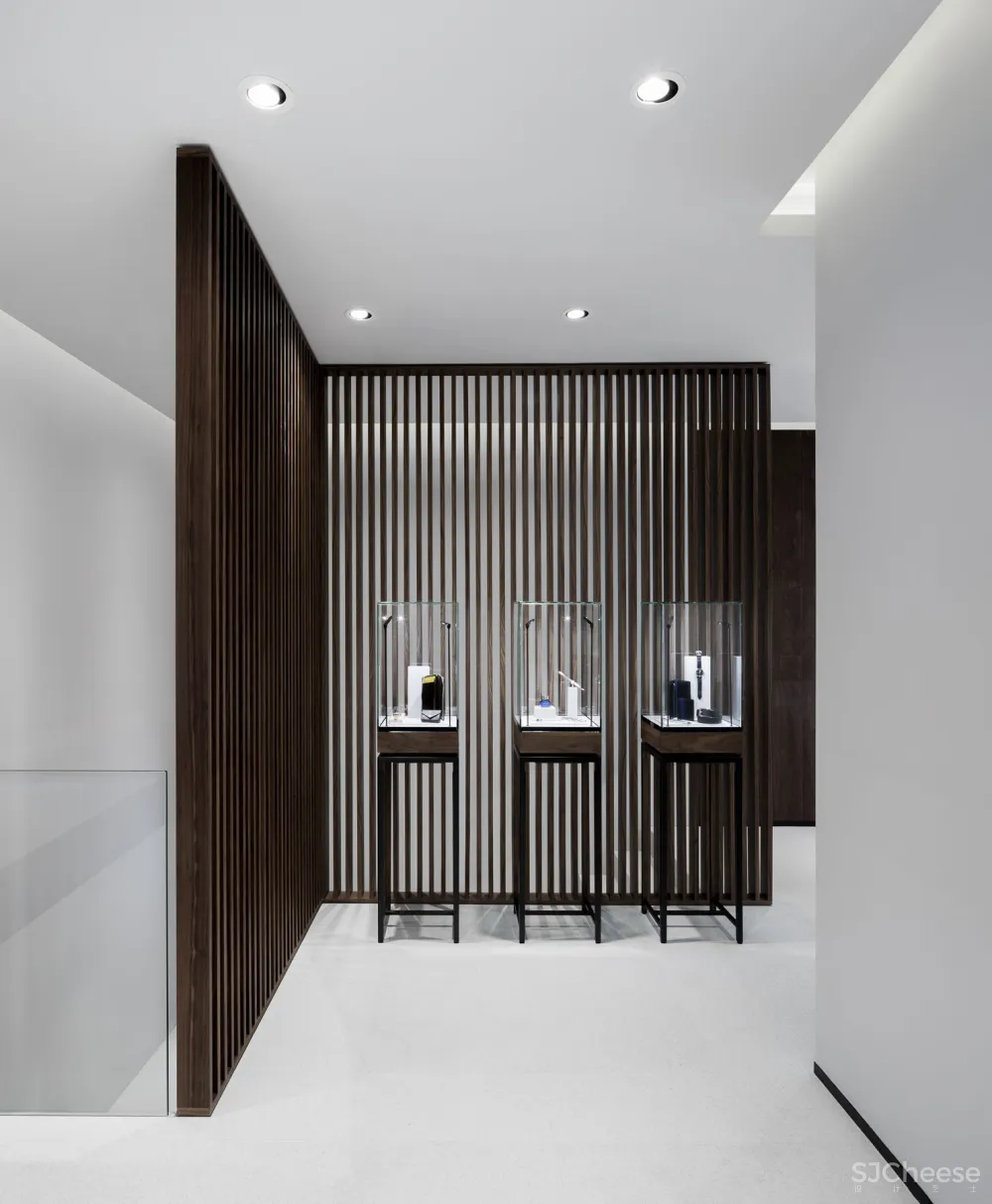 新伦敦旗舰精品店的工作室