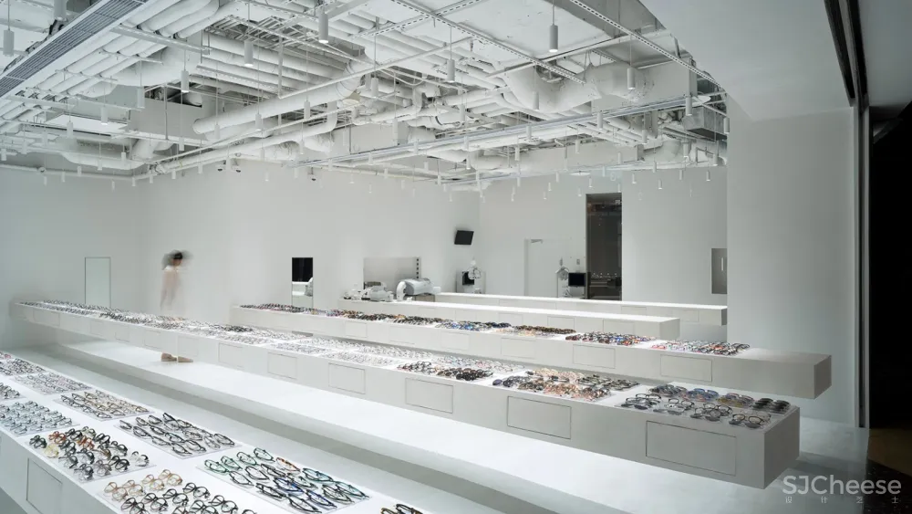 石上纯也建筑事务所:JINS上海环球金融中心店