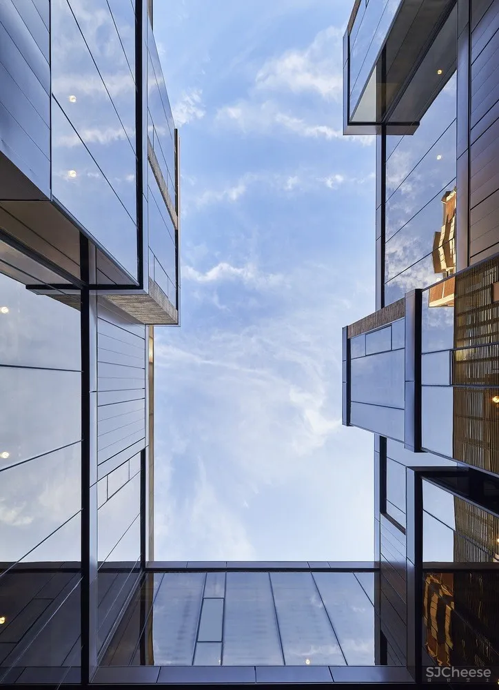 多伦多凯西健康护理中心,为艾滋患者提供希望空间 / Hariri Pontarini Architects