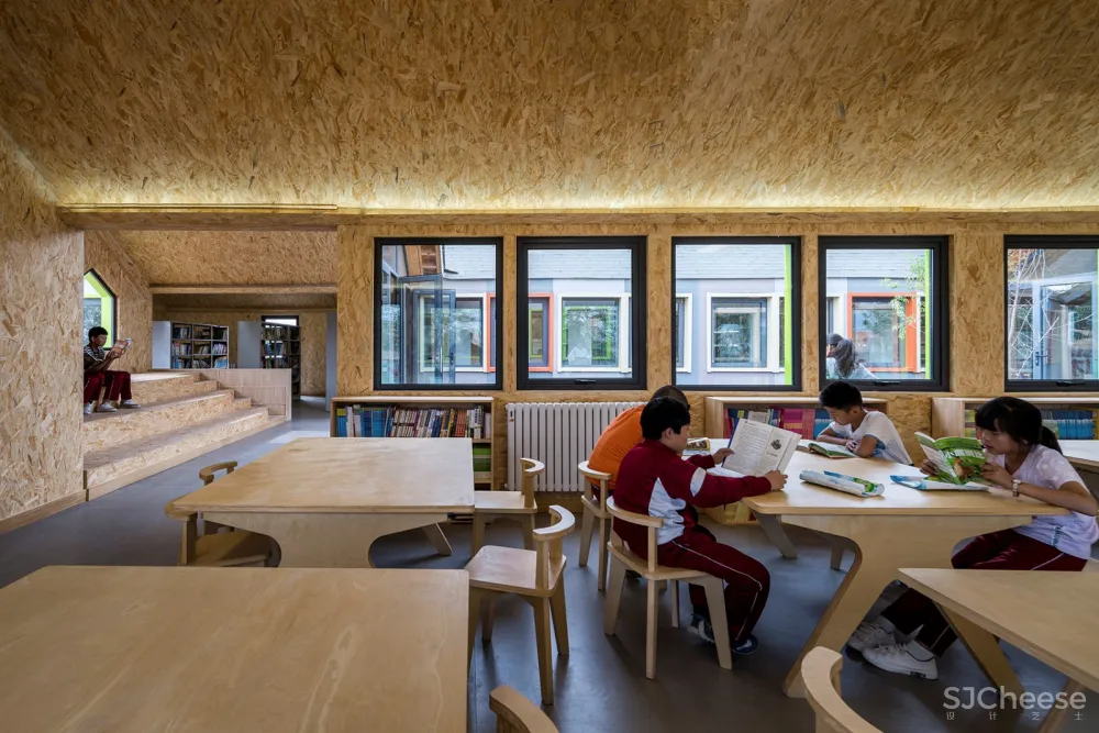 张北县二台镇华夏之星初心图书馆,河北 / 度态建筑