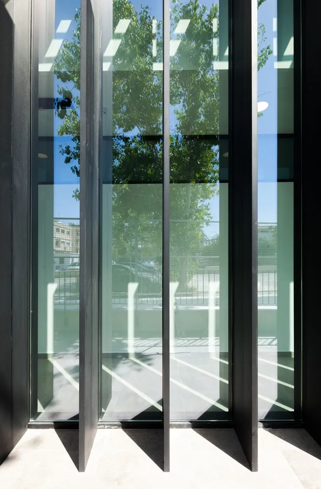 Varda Studio | 抽象的镂空形式建筑