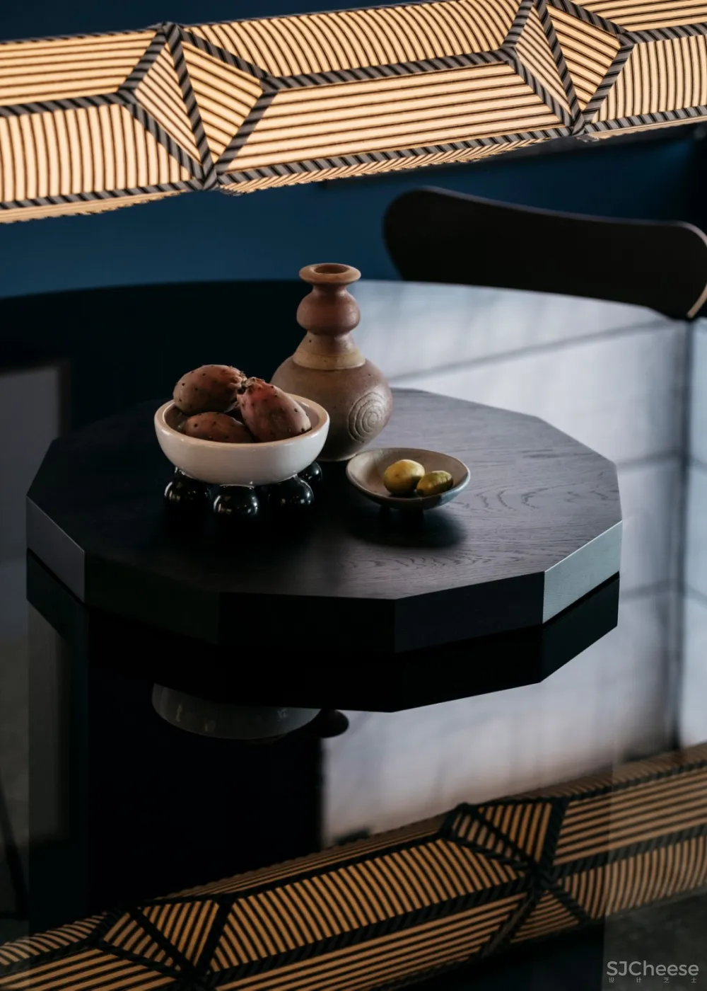 新作 | Amber Road 设计悉尼公寓 黑暗色调与工业材料的搭配 首