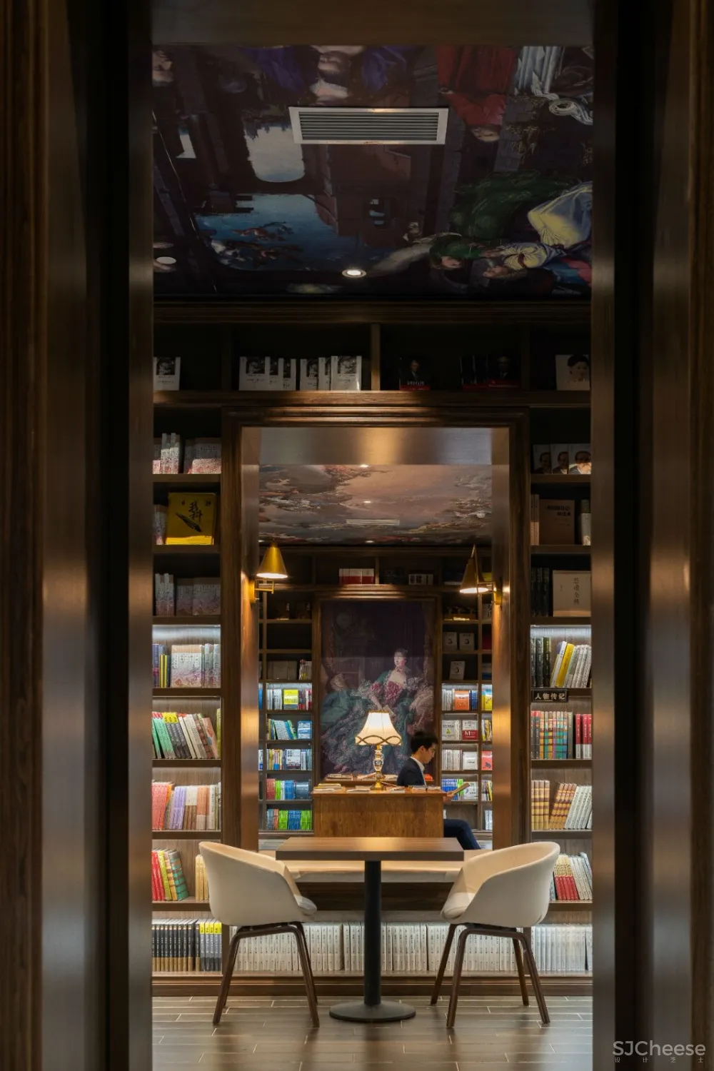 李想新作 “最美书店”融入丹霞胜景 | 贵阳钟书阁 首