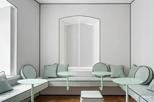 莫斯科 MIA Yoga 瑜伽工作室 :Crosby Studios 首