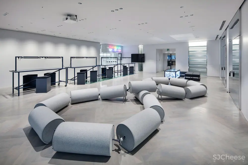 DDAA | 东京AVEX舞蹈训练工作室