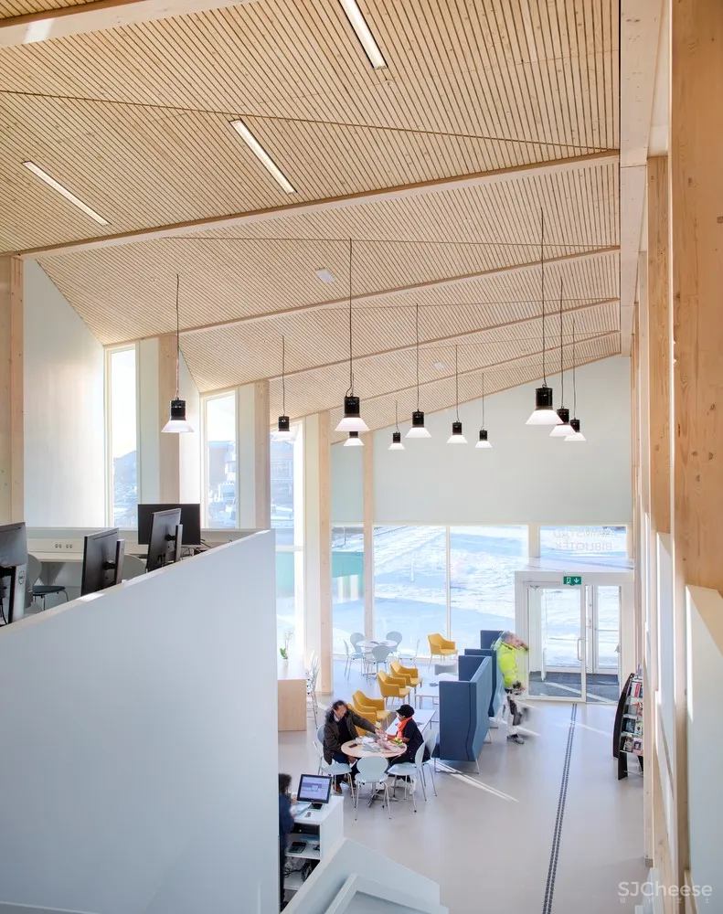 格里姆斯塔德图书馆 / Helen & Hard