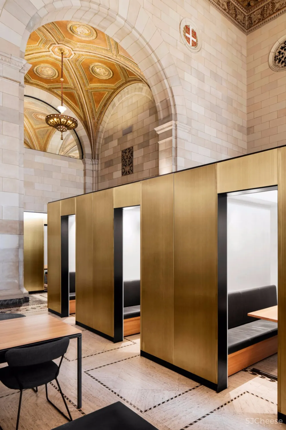 加拿大蒙特利尔:极致奢华的黄金世界 首