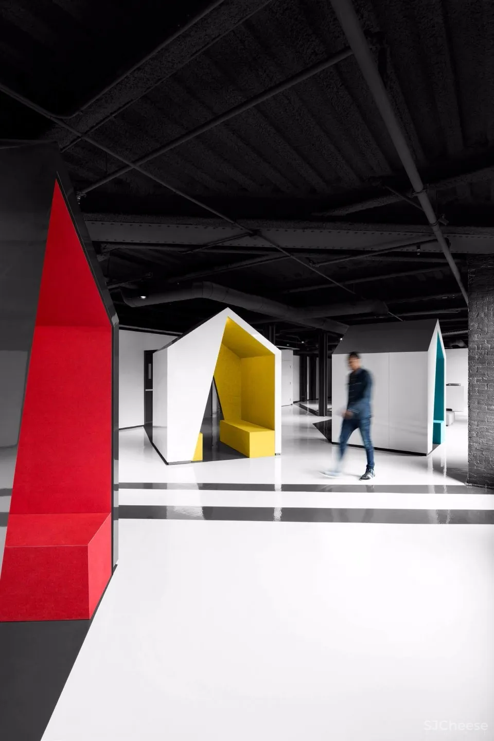 借助过去定义将来,蒙特利尔Lightspeed总部大楼 | ACDF Architecture