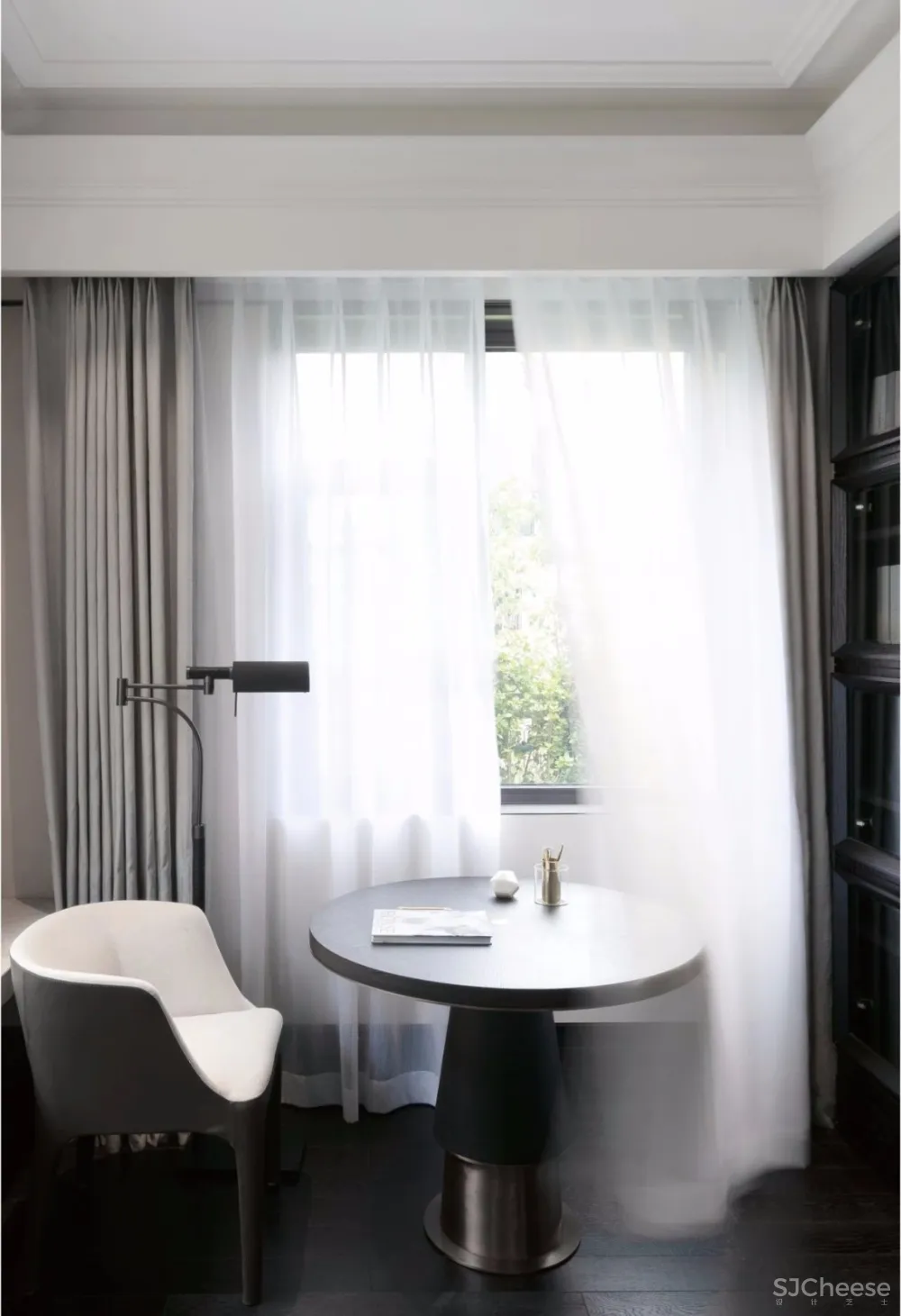 新作 | 450m² 顶级海墅,高级灰诠释冷静睿智的朴质奢华