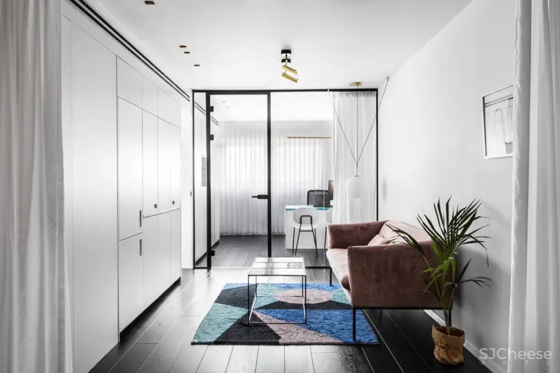 特拉维夫整形外科诊所: Maayan Zusman 首