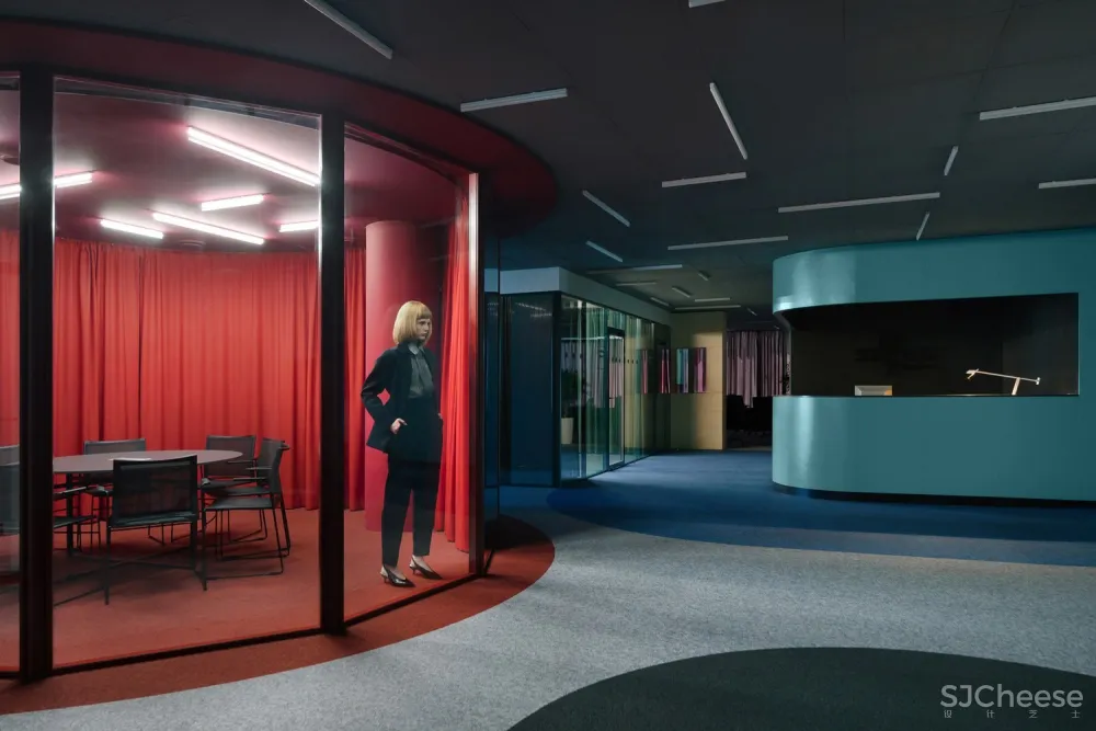 首发 | 大胆的色彩表达 STUDIO11设计明斯克办公空间