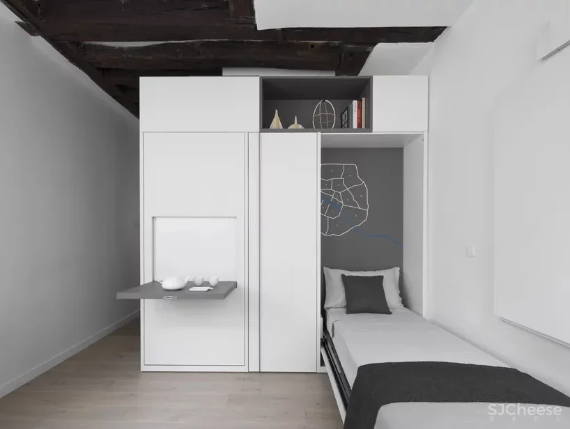 巴黎16㎡建筑师多功能小公寓设计