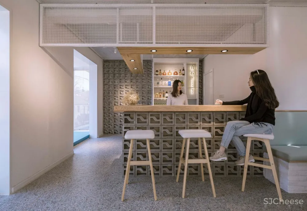 白石酒吧 / 三文建筑/何崴工作室 首